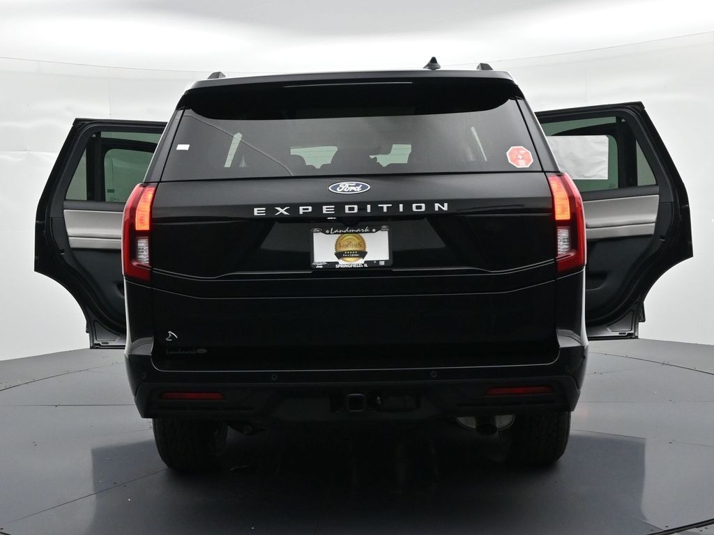 Ford Expedition Vehicle Full-screen Gallery Image 28