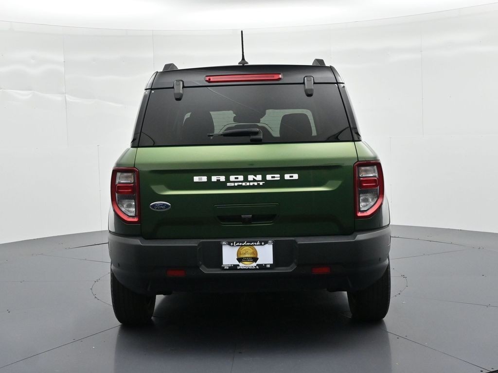Ford Bronco Sport Vehicle Full-screen Gallery Image 07