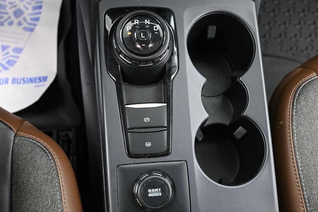 Ford Bronco Sport Vehicle Full-screen Gallery Image 14