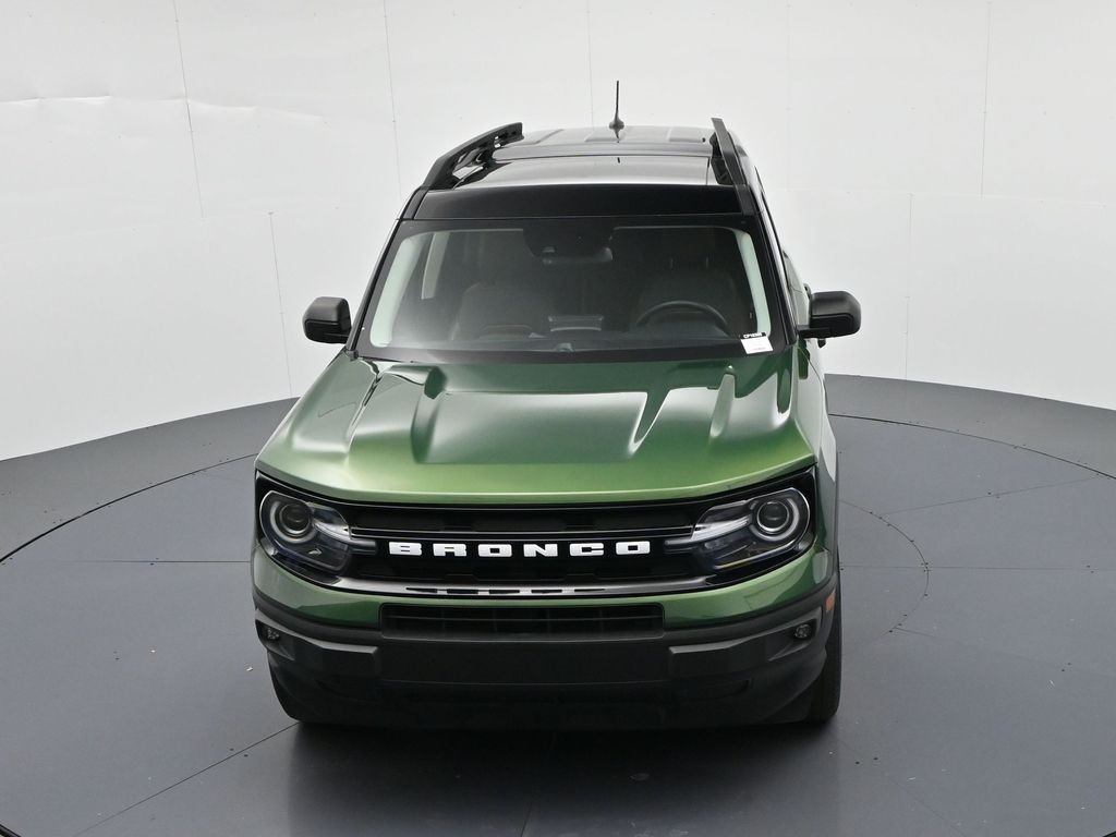 Ford Bronco Sport Vehicle Full-screen Gallery Image 18