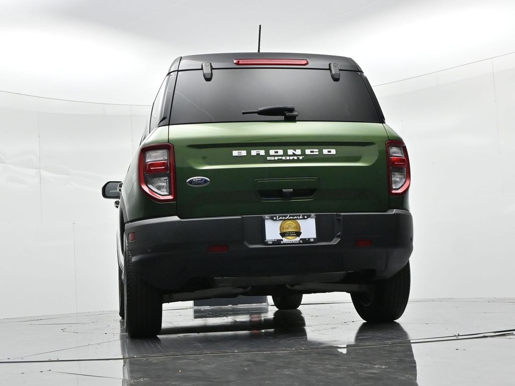 Ford Bronco Sport Vehicle Full-screen Gallery Image 22
