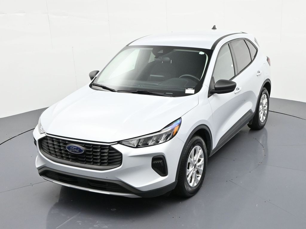 Ford Escape Vehicle Full-screen Gallery Image 19