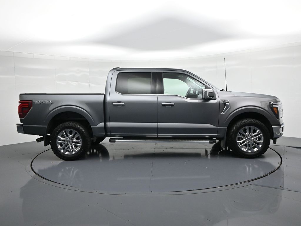 Ford F-150 Vehicle Full-screen Gallery Image 5