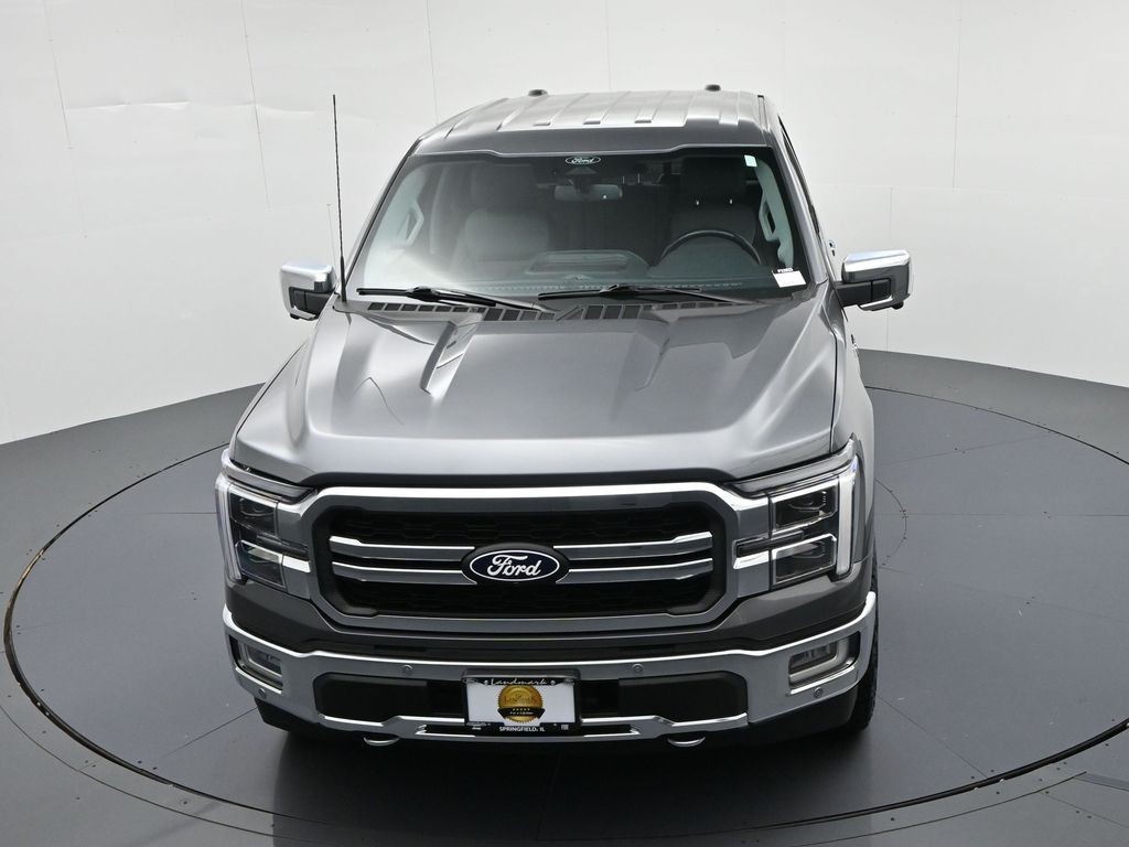 Ford F-150 Vehicle Full-screen Gallery Image 18