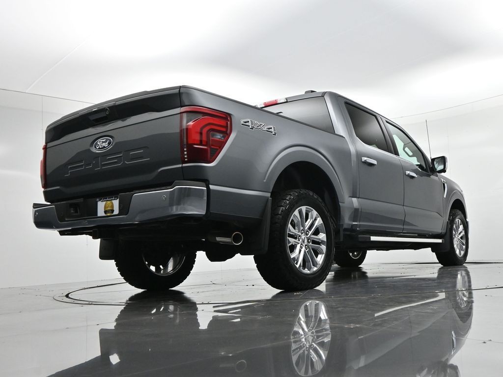 Ford F-150 Vehicle Full-screen Gallery Image 23