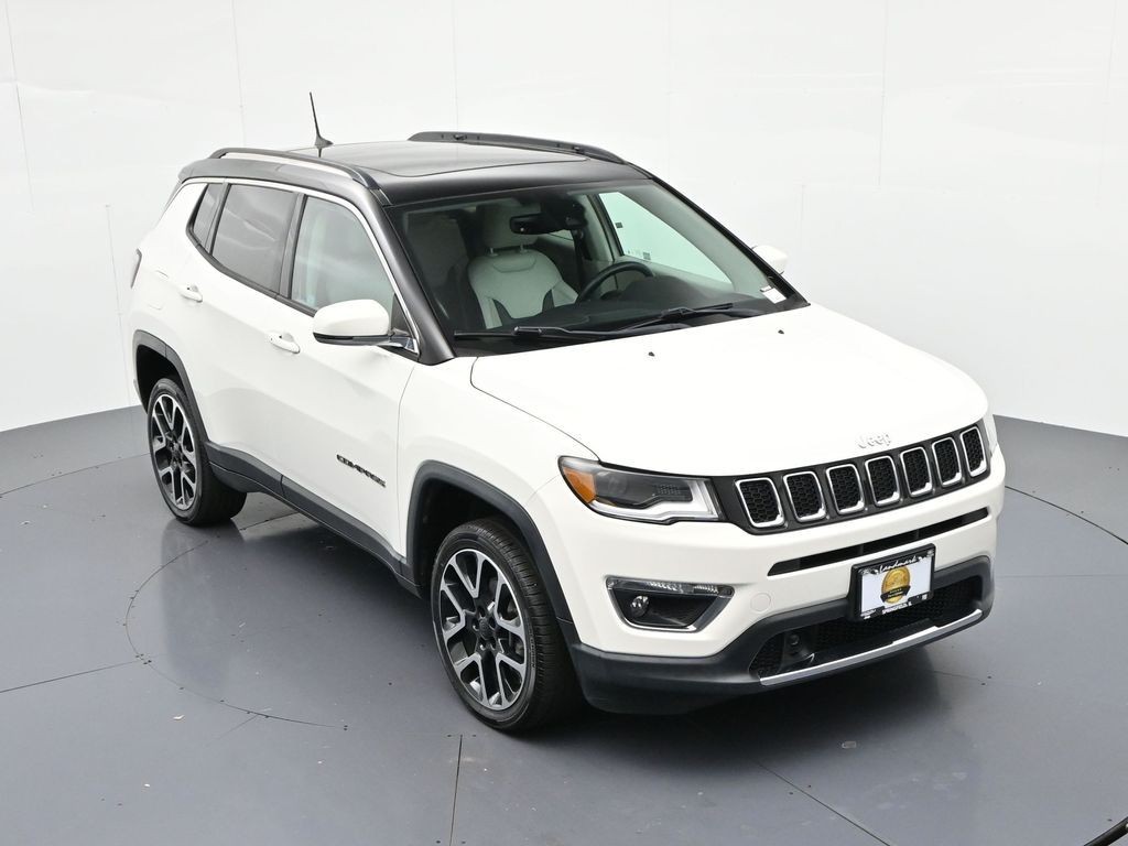 Jeep Compass Vehicle Full-screen Gallery Image 18