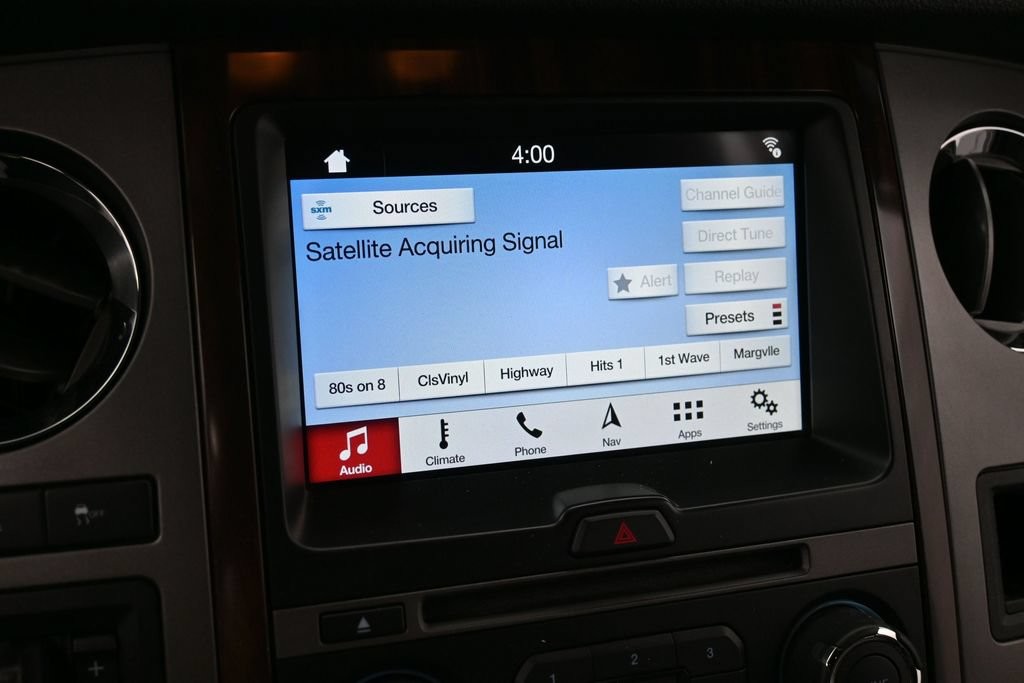 Ford Expedition Vehicle Full-screen Gallery Image 10