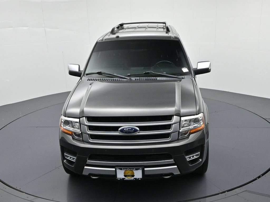 Ford Expedition Vehicle Full-screen Gallery Image 17