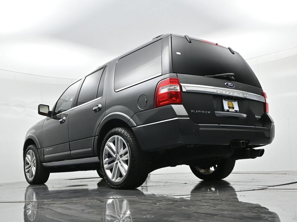 Ford Expedition Vehicle Full-screen Gallery Image 20