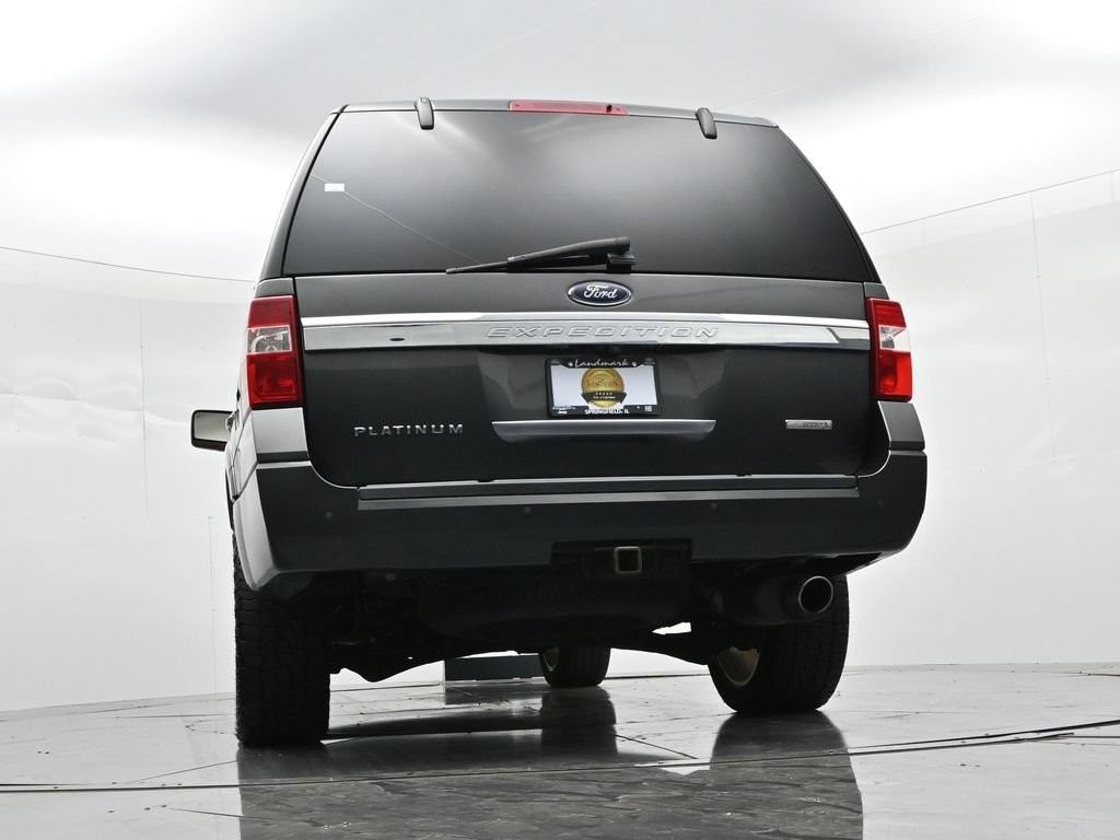 Ford Expedition Vehicle Full-screen Gallery Image 21
