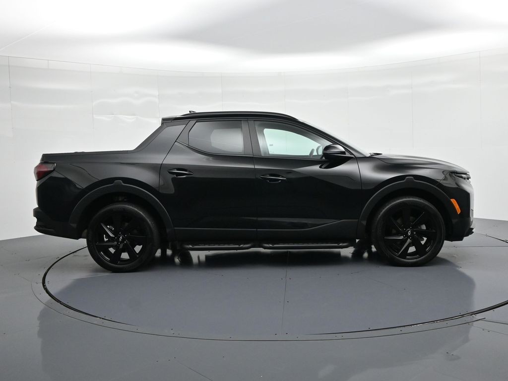 Hyundai Santa Cruz Vehicle Full-screen Gallery Image 5