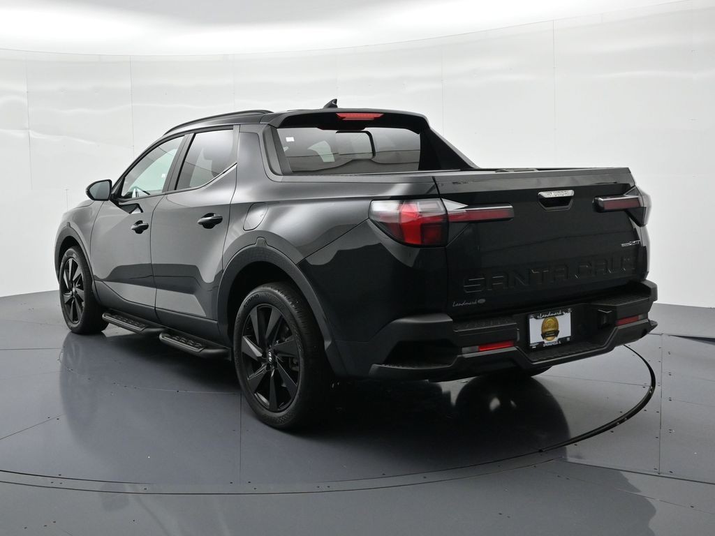 Hyundai Santa Cruz Vehicle Full-screen Gallery Image 8