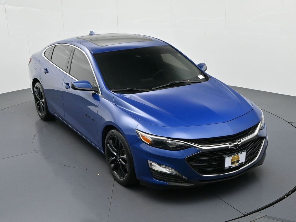 Chevrolet Malibu Vehicle Full-screen Gallery Image 14