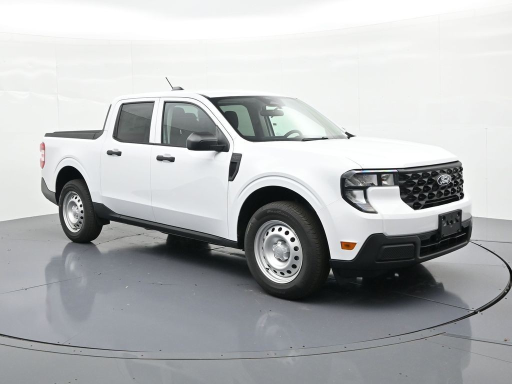 Ford Maverick Vehicle Full-screen Gallery Image 4