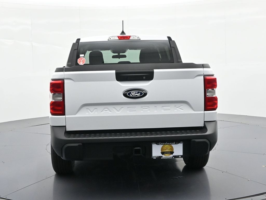 Ford Maverick Vehicle Full-screen Gallery Image 7