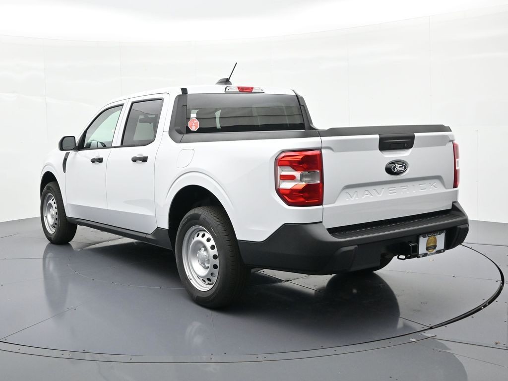 Ford Maverick Vehicle Full-screen Gallery Image 8