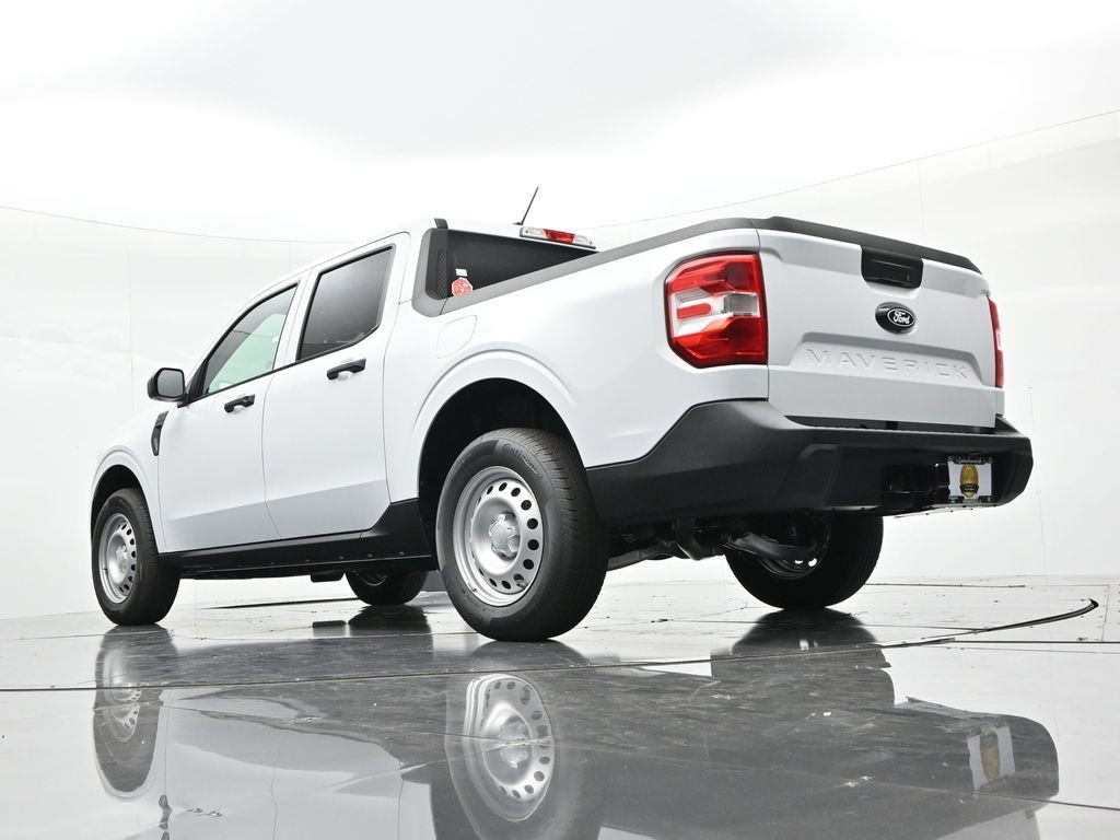 Ford Maverick Vehicle Full-screen Gallery Image 19