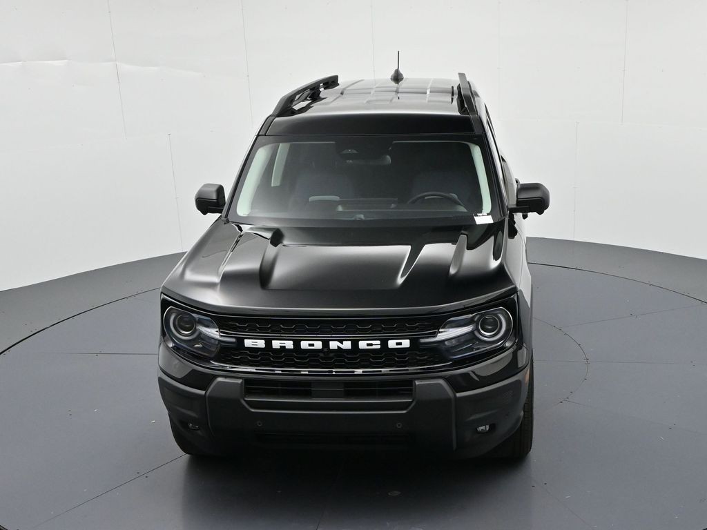 Ford Bronco Sport Vehicle Full-screen Gallery Image 16
