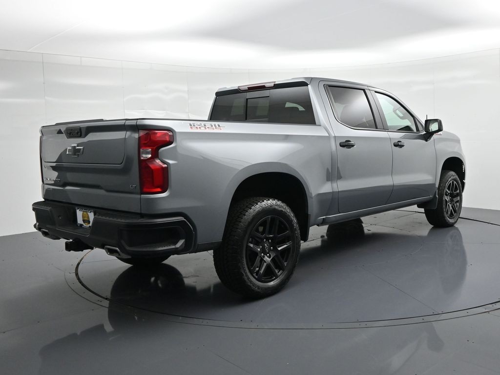 Chevrolet Silverado 1500 Vehicle Full-screen Gallery Image 6