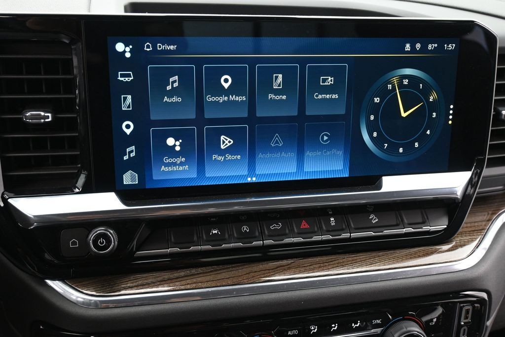 Chevrolet Silverado 1500 Vehicle Full-screen Gallery Image 11