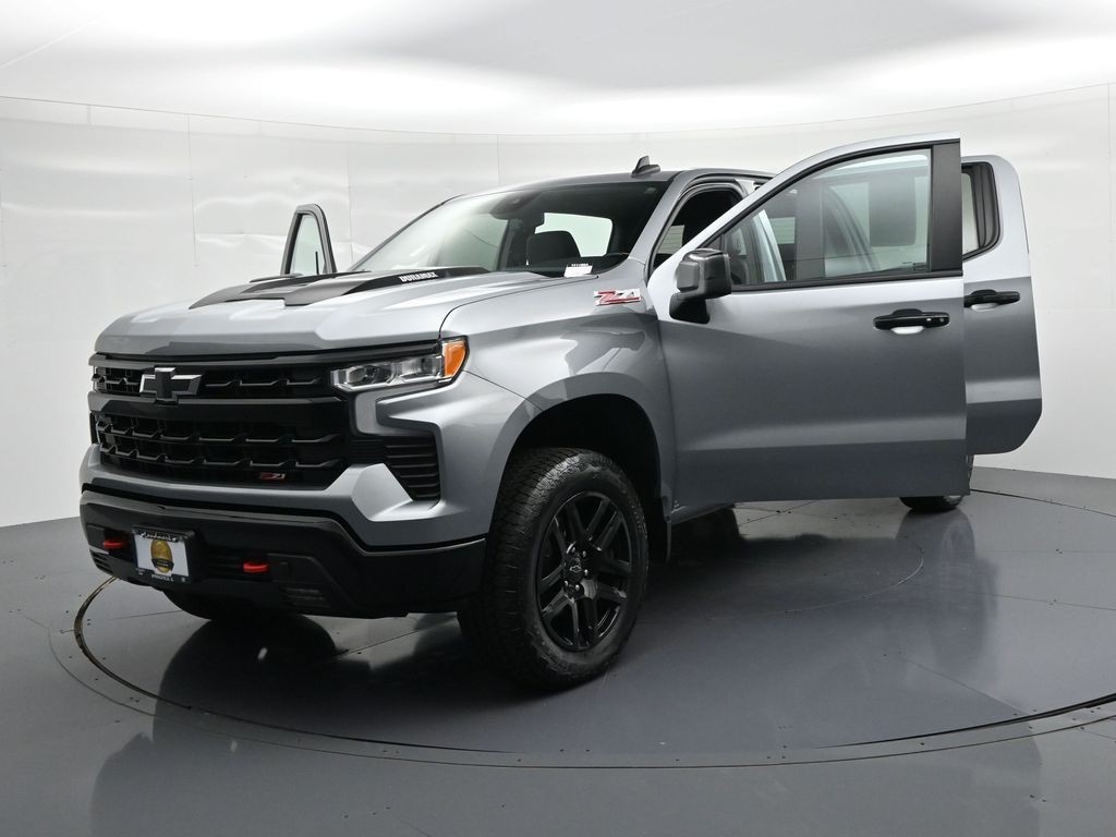 Chevrolet Silverado 1500 Vehicle Full-screen Gallery Image 29