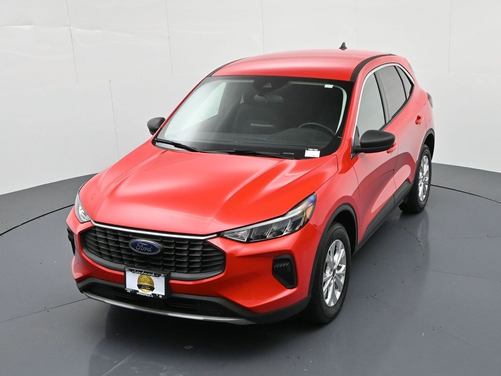 Ford Escape Vehicle Full-screen Gallery Image 17