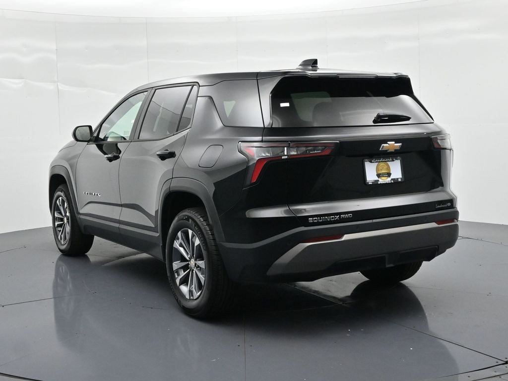 Chevrolet Equinox Vehicle Full-screen Gallery Image 8