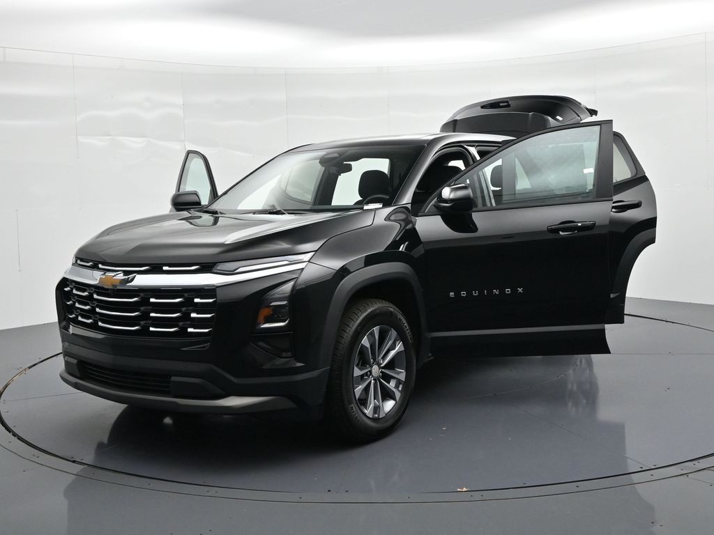 Chevrolet Equinox Vehicle Full-screen Gallery Image 26
