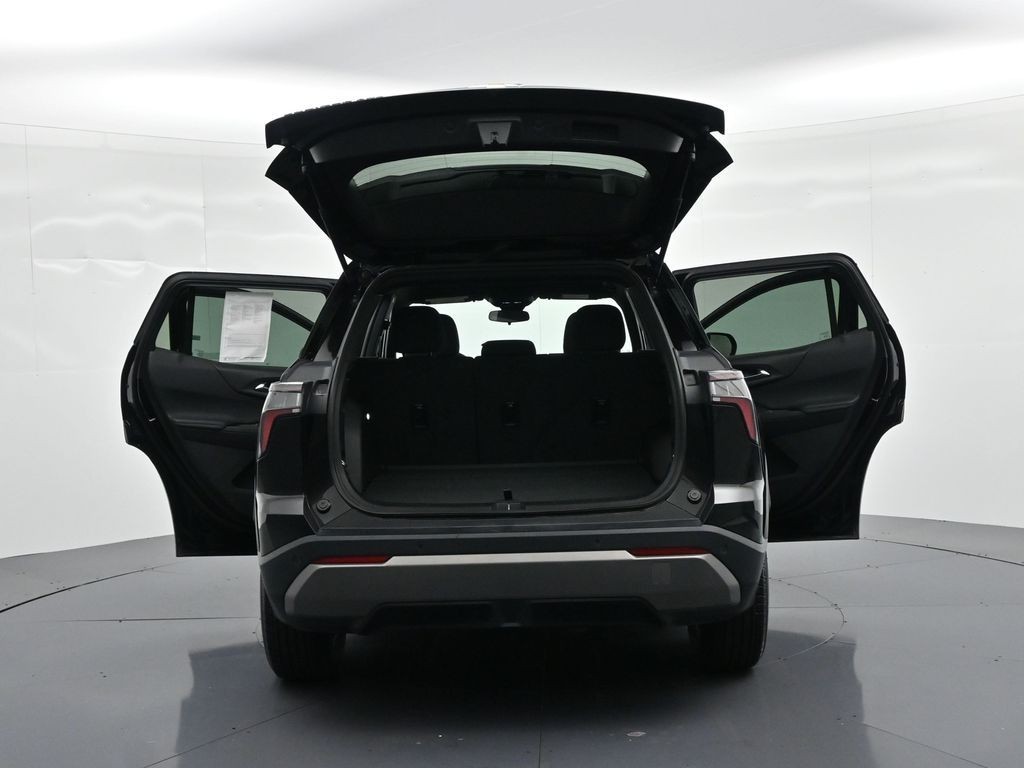 Chevrolet Equinox Vehicle Full-screen Gallery Image 27