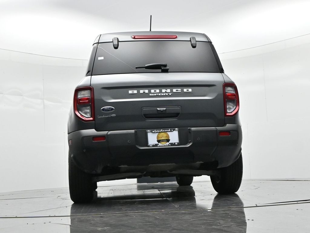 Ford Bronco Sport Vehicle Full-screen Gallery Image 20