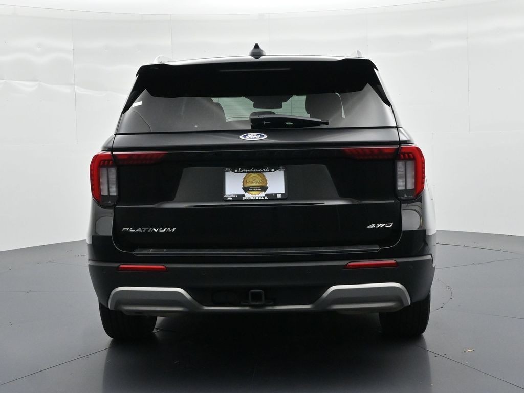 Ford Explorer Vehicle Full-screen Gallery Image 7