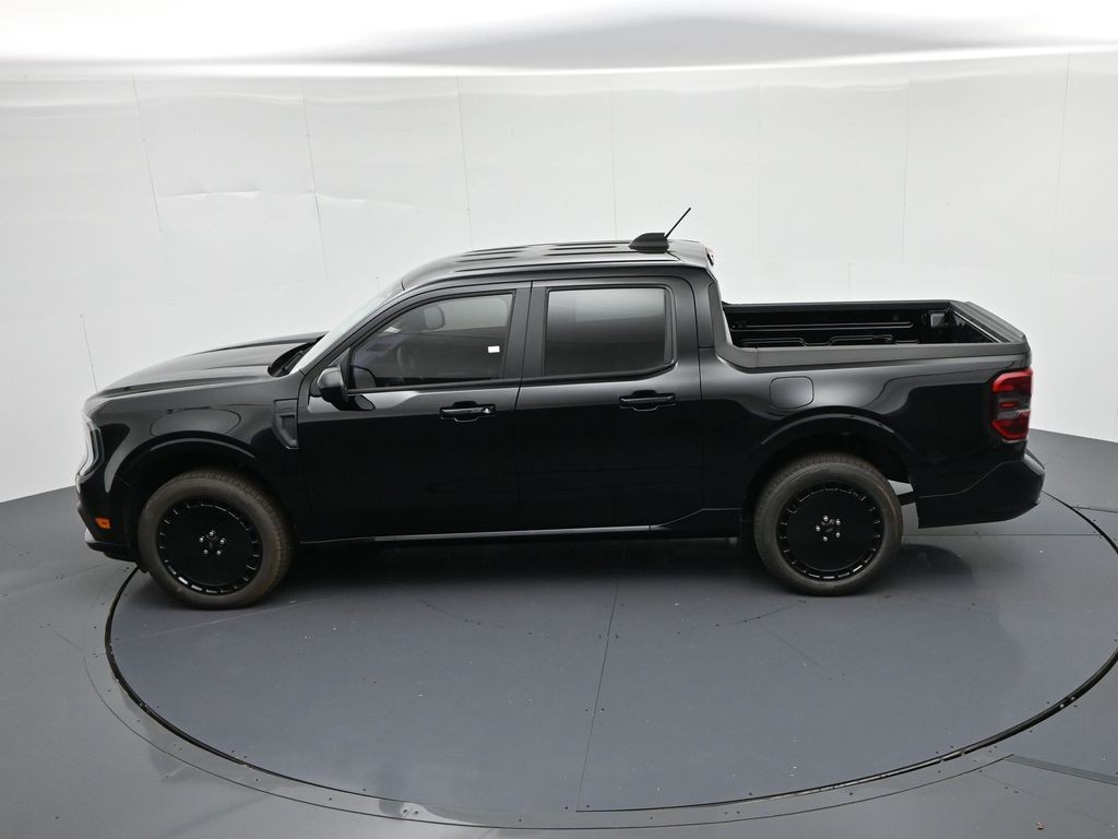 Ford Maverick Vehicle Full-screen Gallery Image 18