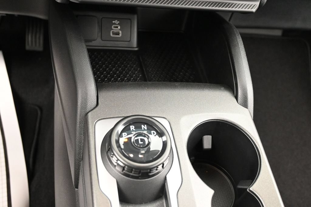 Ford Bronco Sport Vehicle Full-screen Gallery Image 12