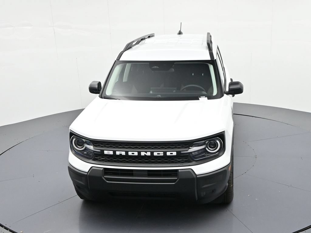 Ford Bronco Sport Vehicle Full-screen Gallery Image 18