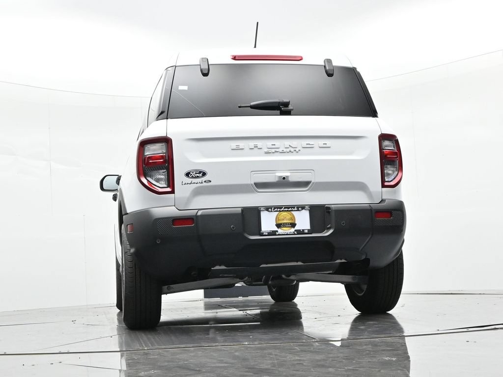 Ford Bronco Sport Vehicle Full-screen Gallery Image 22