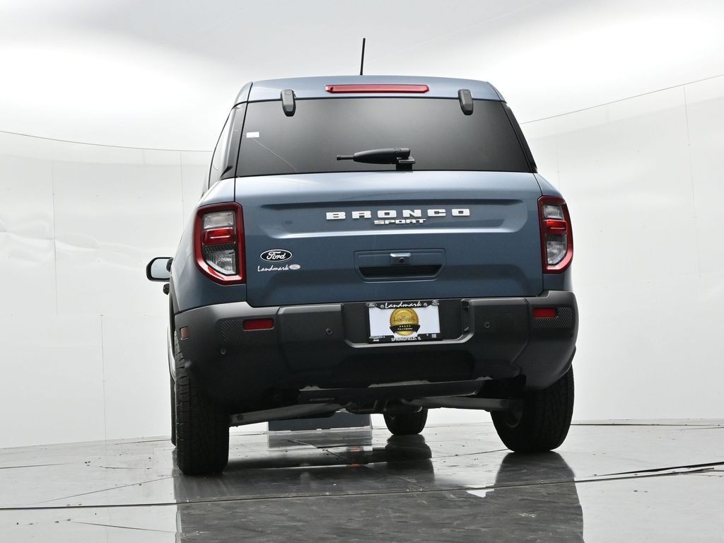 Ford Bronco Sport Vehicle Full-screen Gallery Image 20