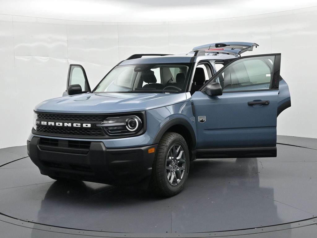 Ford Bronco Sport Vehicle Full-screen Gallery Image 25