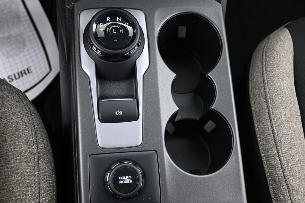 Ford Bronco Sport Vehicle Full-screen Gallery Image 12