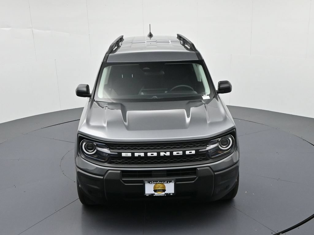 Ford Bronco Sport Vehicle Full-screen Gallery Image 16