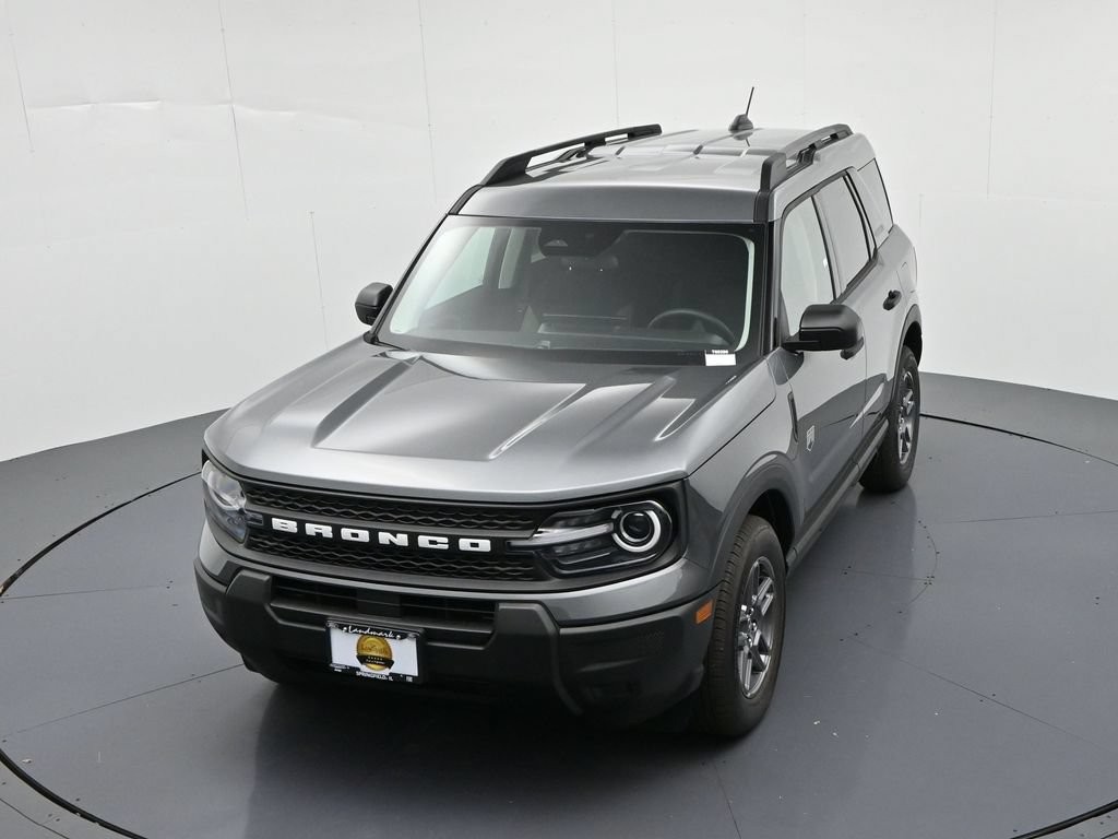 Ford Bronco Sport Vehicle Full-screen Gallery Image 17