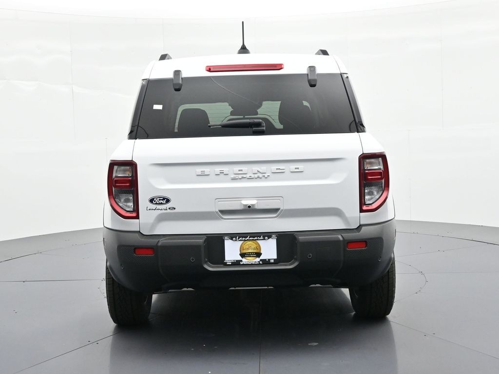 Ford Bronco Sport Vehicle Full-screen Gallery Image 7