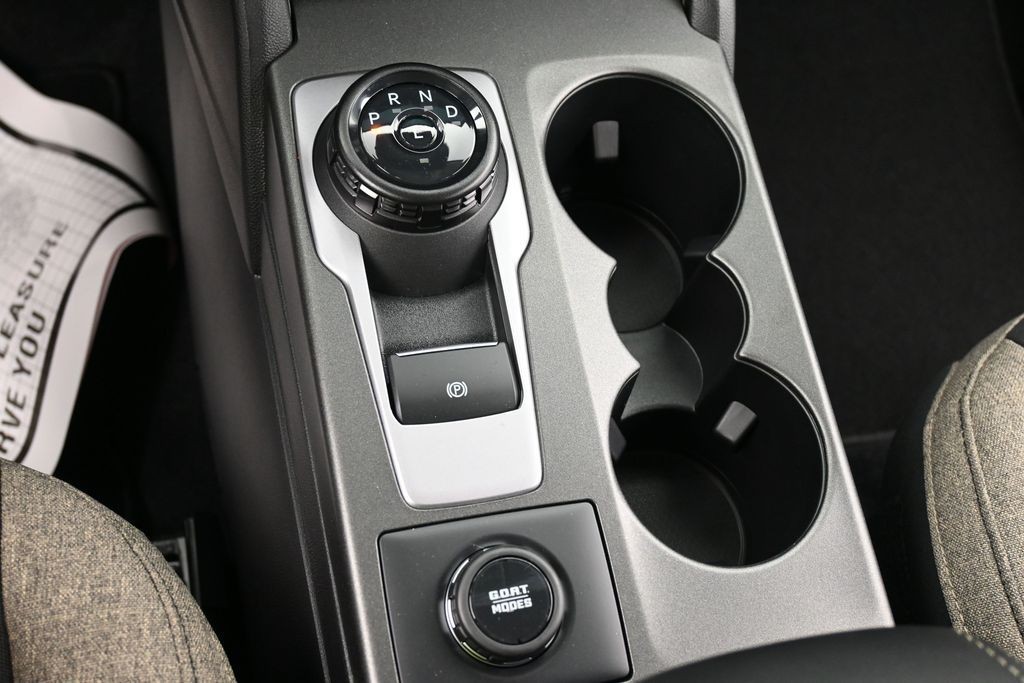 Ford Bronco Sport Vehicle Full-screen Gallery Image 12