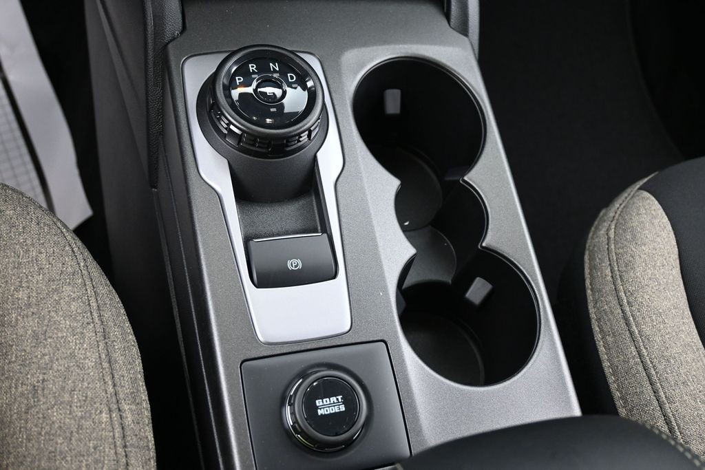 Ford Bronco Sport Vehicle Full-screen Gallery Image 12