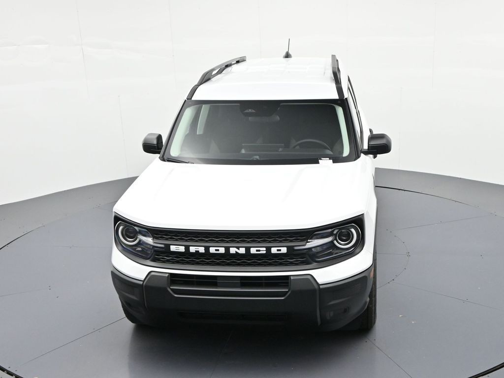 Ford Bronco Sport Vehicle Full-screen Gallery Image 16
