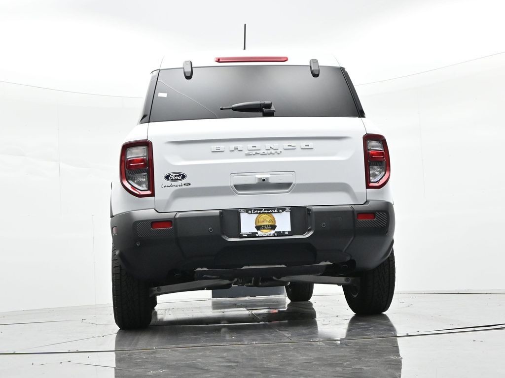 Ford Bronco Sport Vehicle Full-screen Gallery Image 20