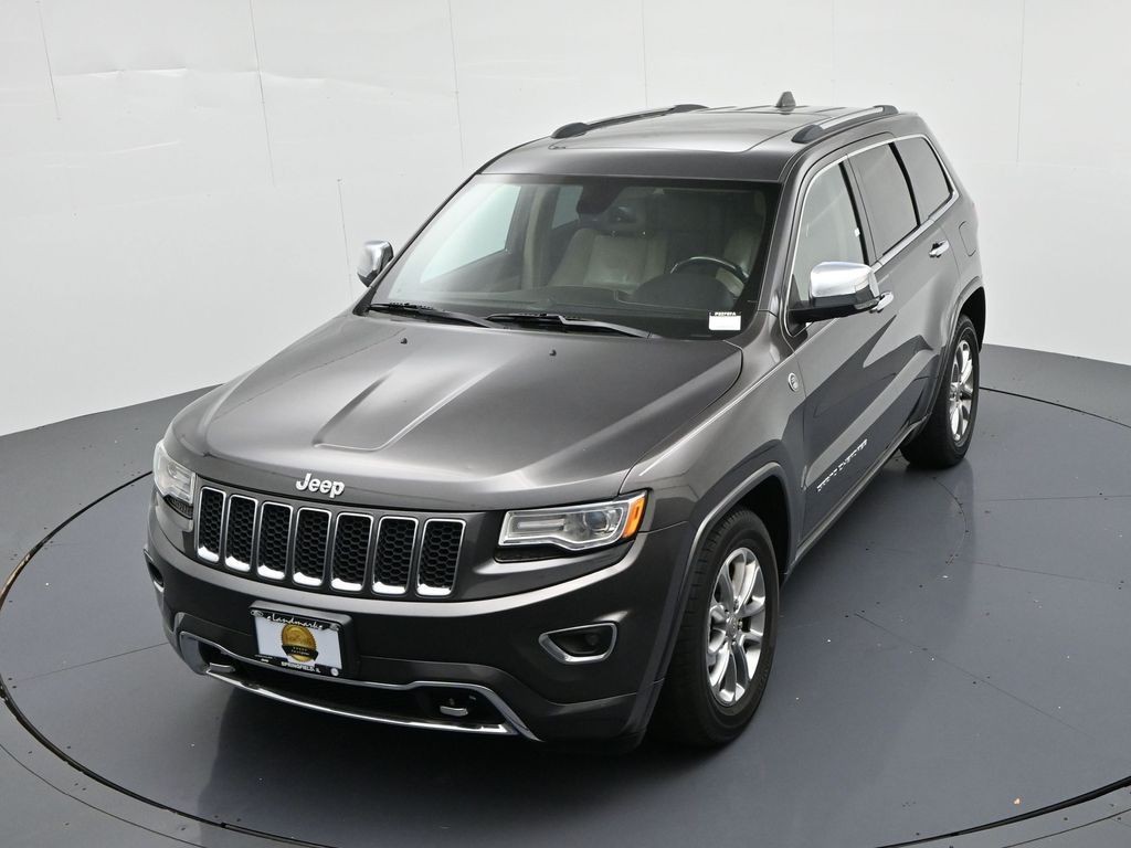 Jeep Grand Cherokee Vehicle Full-screen Gallery Image 17