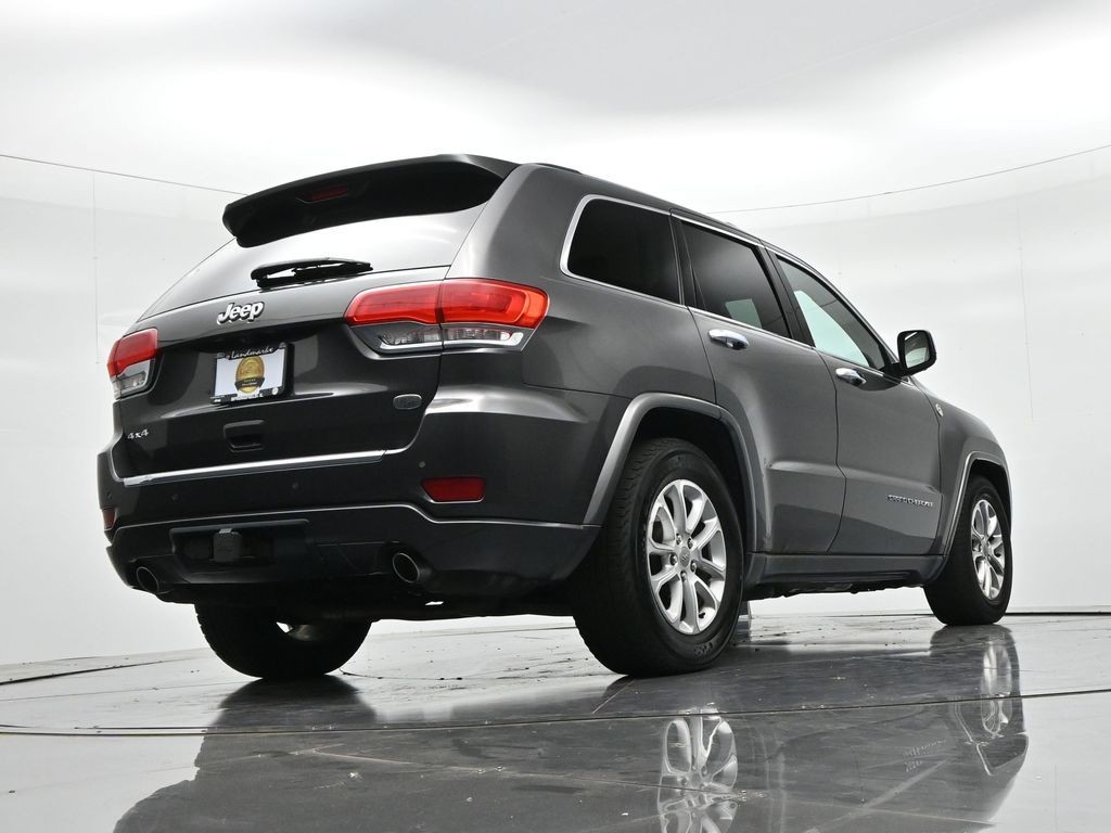 Jeep Grand Cherokee Vehicle Full-screen Gallery Image 21