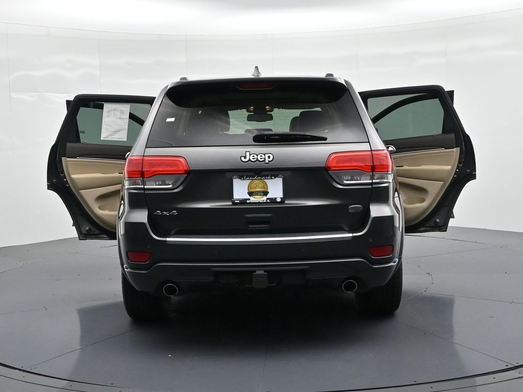 Jeep Grand Cherokee Vehicle Full-screen Gallery Image 26