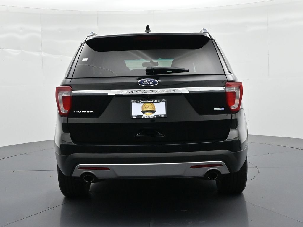Ford Explorer Vehicle Full-screen Gallery Image 7