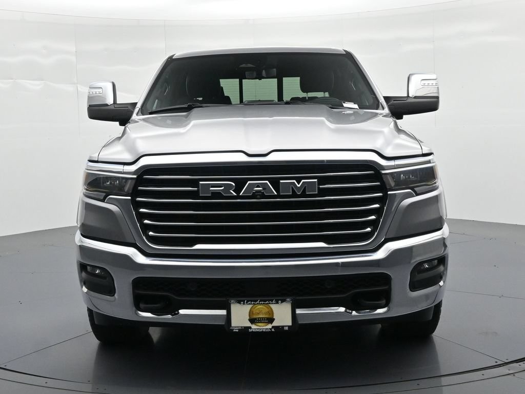 Ram 1500 Vehicle Full-screen Gallery Image 3